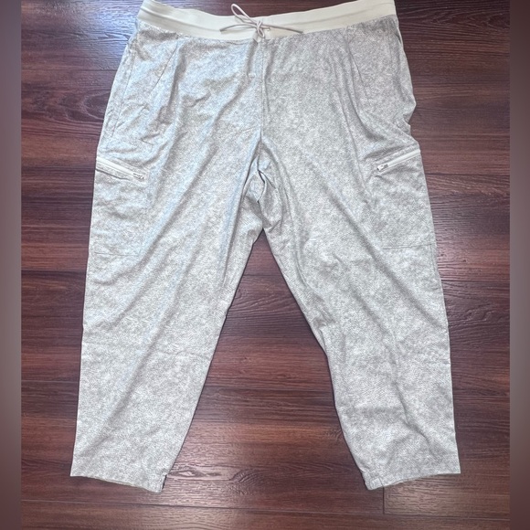 Athleta Venture Printed Pant Women's Plus Size 24 Tapered Leg Jogger Workout - Picture 2 of 14